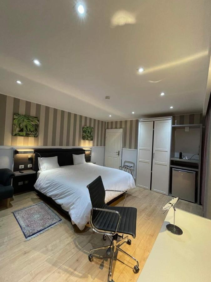 Residence Des Fleurs Hombourg-Haut Exterior foto